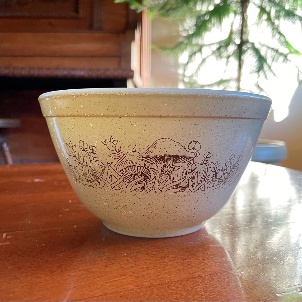 Small Forest Fancies Vintage Pyrex Mixing Bowl with Mushrooms